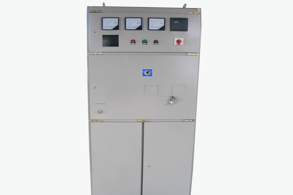 佛罗镇控制柜-使用3683控制柜前进行这些检查